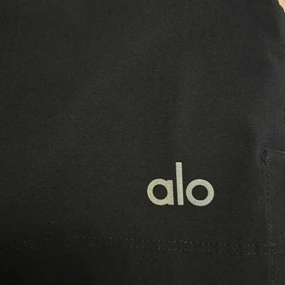 ALO | black shorts large - Picture 3 of 4